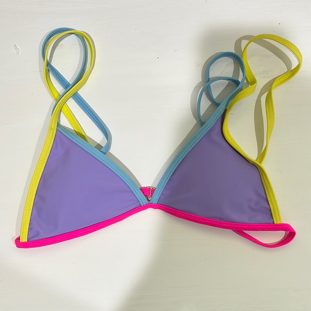 Neon Frankie’s bikini top!